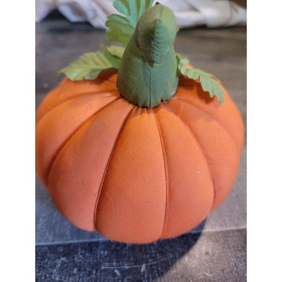 Fabric plush orange pumpkin fall Thanksgiving decor figure - Picture 4 of 5